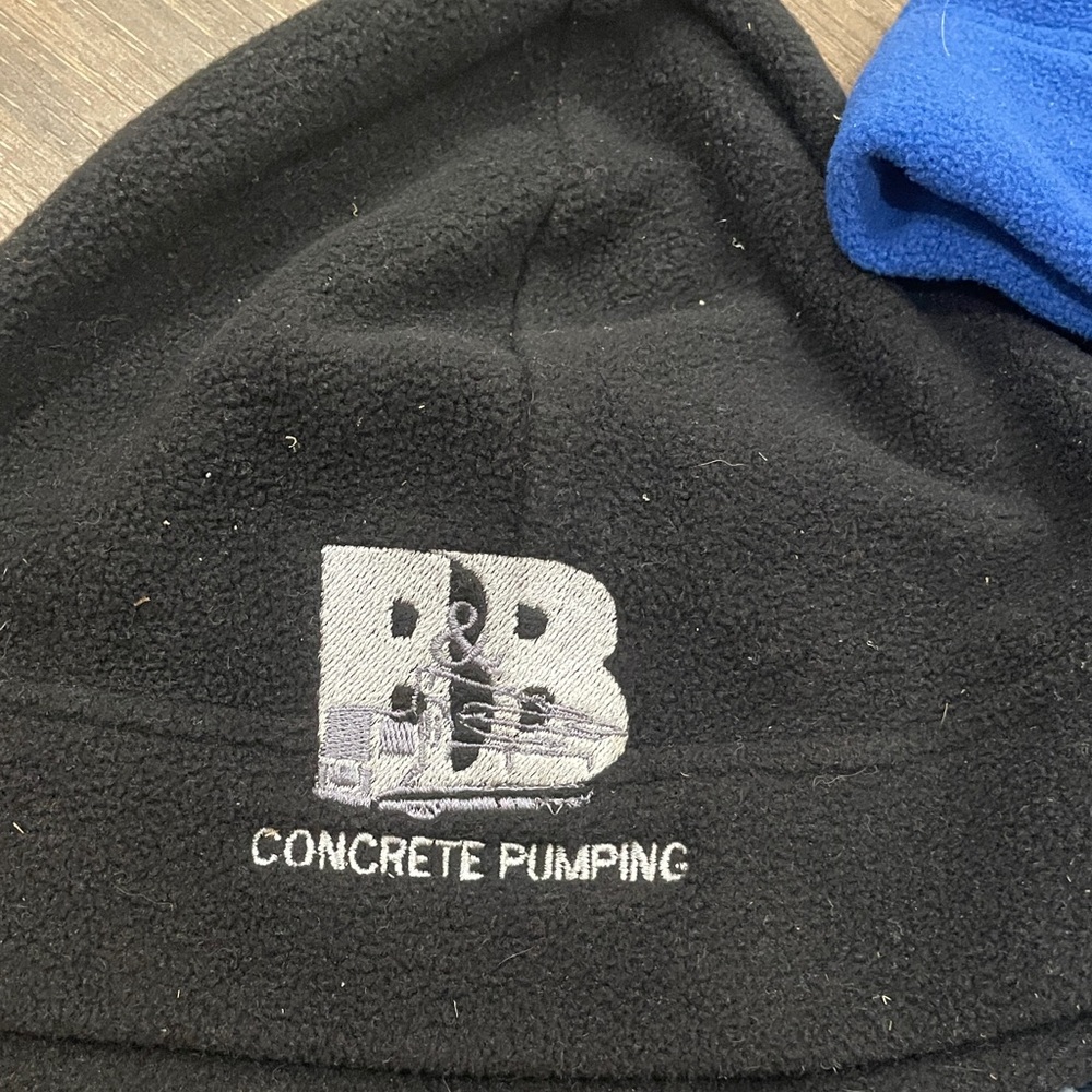 Carhartt Gray Kids Beanie Bundle - Picture 5 of 15